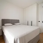 Vila Turnea With Heated Pool Turanj