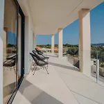 Turnea With Heated Pool