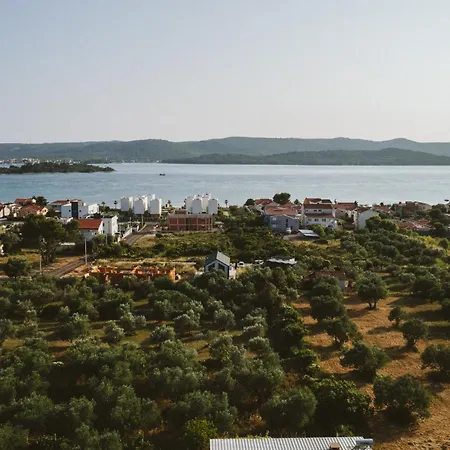 Turnea With Heated Pool * Turanj