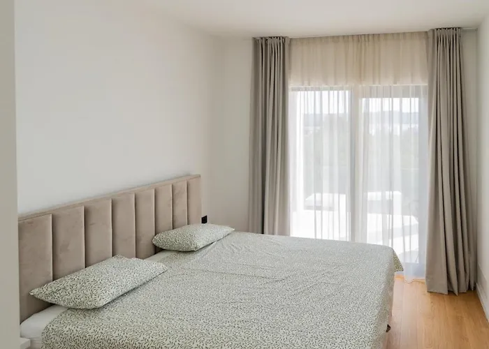 Turnea With Heated Pool וילה